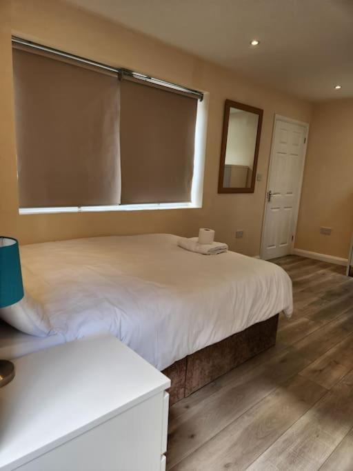 Beautiful Private En-Suite Room With Its Own Entry Bexleyheath Exterior foto